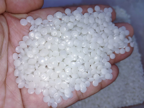 浙江中空吹膜HDPE再生颗粒